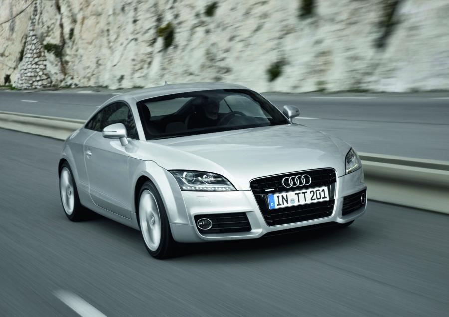  Audi TT 2.0 TDI Quattro Coupe (8J) 2010 года  (WW) (фото 9 из 26)